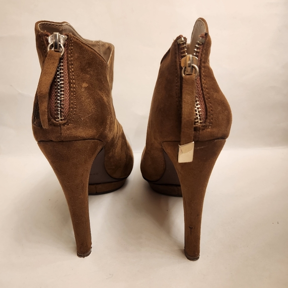 Trafaluc Suede Brown Ankle Boots - Picture 7 of 8